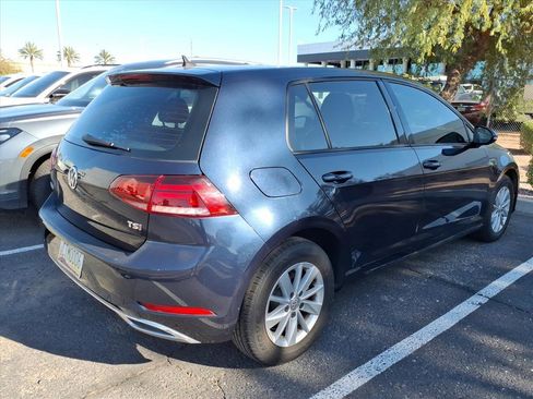 Used 2018 Volkswagen Golf S image 3