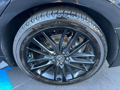 Used 2022 Toyota Camry XSE image 16