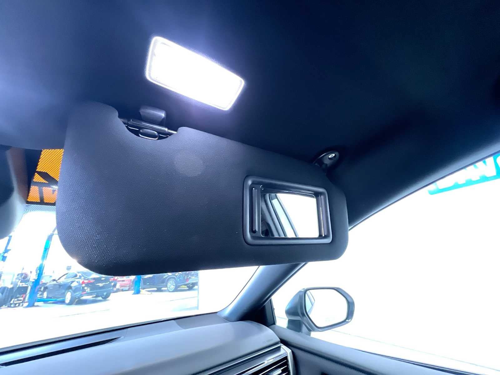 Used 2025 Toyota Camry SE FWD image 33