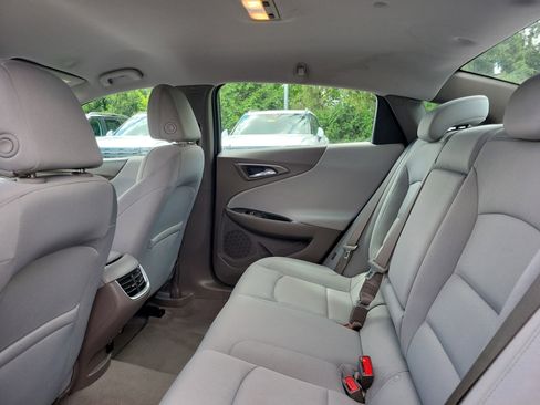 Used 2022 Chevrolet Malibu LT FWD image 11