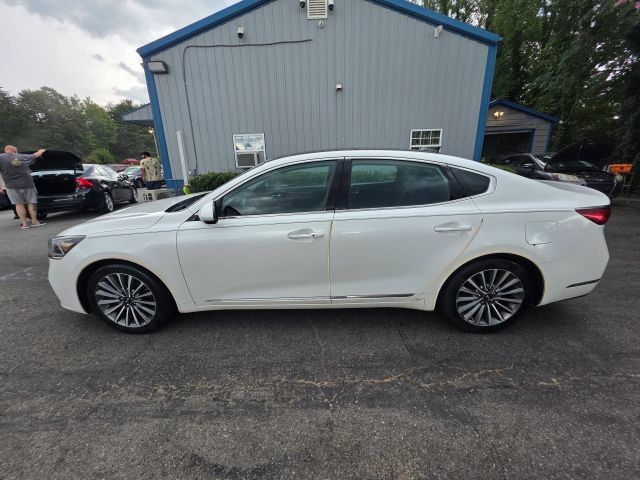 Used 2017 Kia Cadenza Technology FWD image 8
