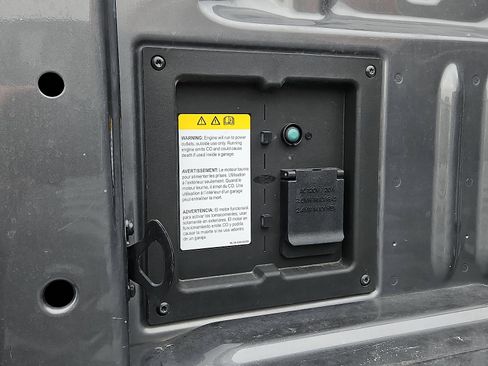 Used 2025 Ford F150 XL w/ Equipment Group 104A Hybrid image 7