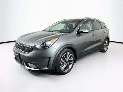 Used 2018 Kia Niro Touring FWD image 3