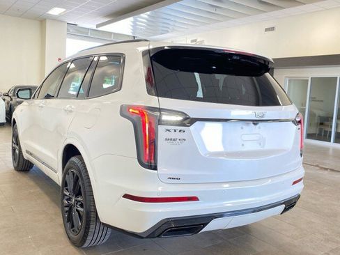 Used 2023 Cadillac XT6 Sport w/ LPO, ONYX Package AWD/4WD image 5