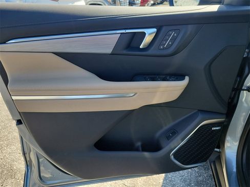 New 2026 Buick Enclave Preferred w/ Power Package image 16