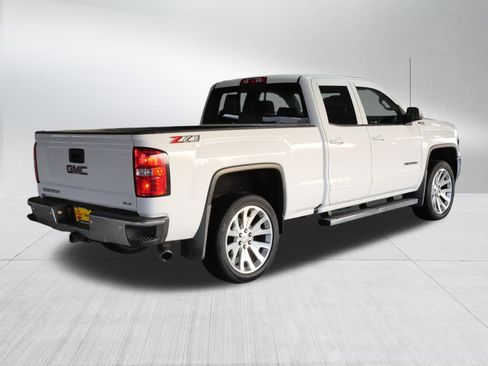 Used 2018 GMC Sierra 1500 SLE image 7