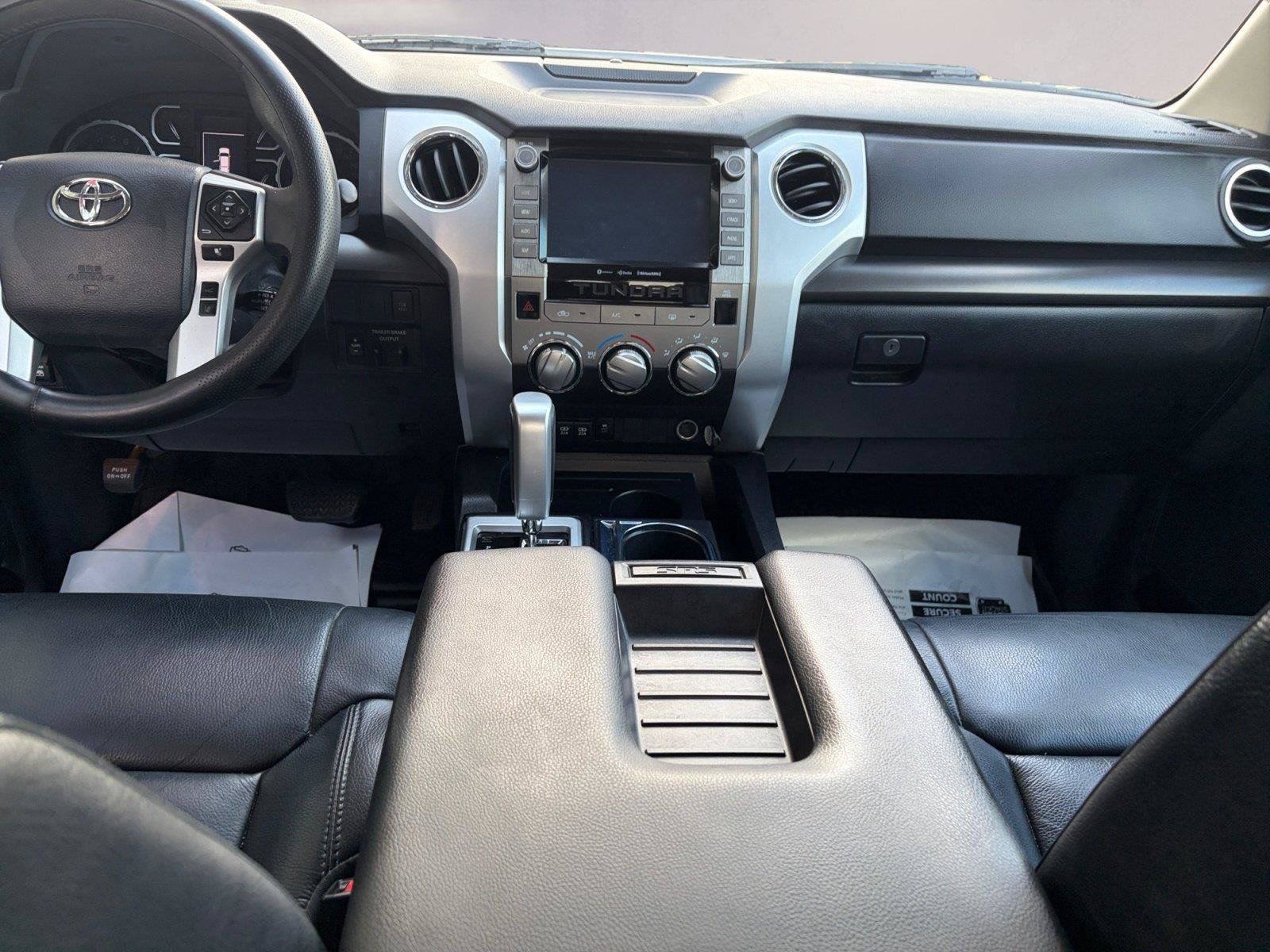 Used 2020 Toyota Tundra SR5 w/ SR5 Leather Package RWD image 10