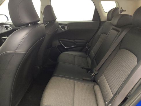 Used 2020 Kia Soul EX image 18