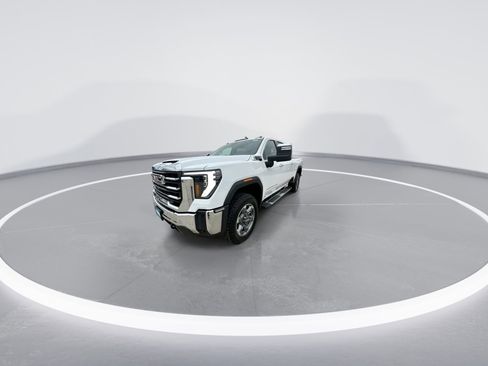 New 2026 GMC Sierra 2500 SLT w/ SLT Premium Package image 4