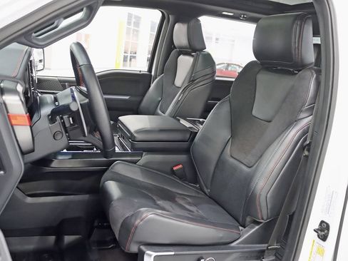 Used 2025 Ford F150 Raptor AWD/4WD image 33