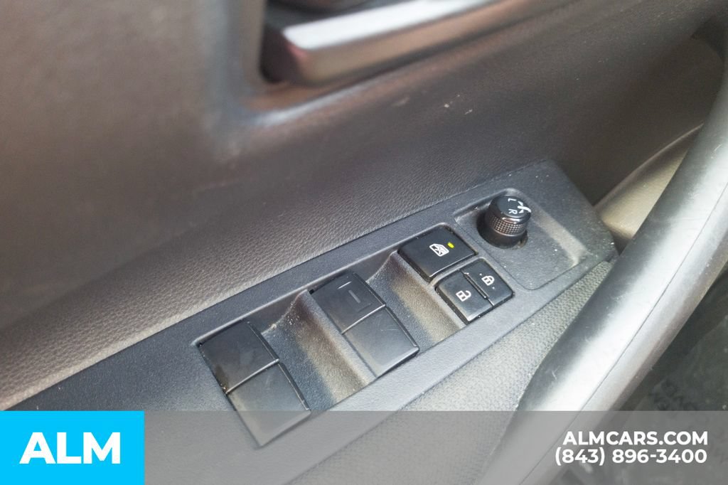 Used 2024 Toyota Corolla LE FWD image 33