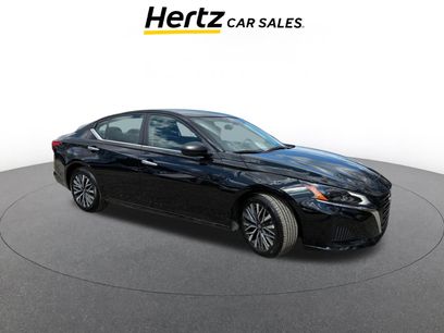 Used 2025 Nissan Altima 2.5 SV