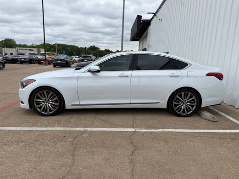Used 2015 Hyundai Genesis 5.0 RWD image 3