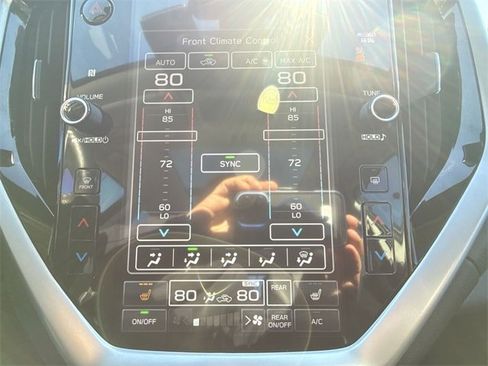 Used 2024 Subaru Ascent Limited w/ Technology Package image 19