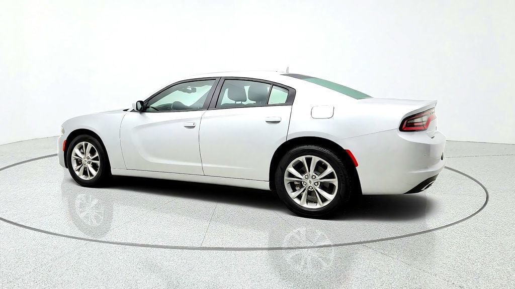 Used 2022 Dodge Charger SXT w/ Driver Convenience Group AWD/4WD image 7
