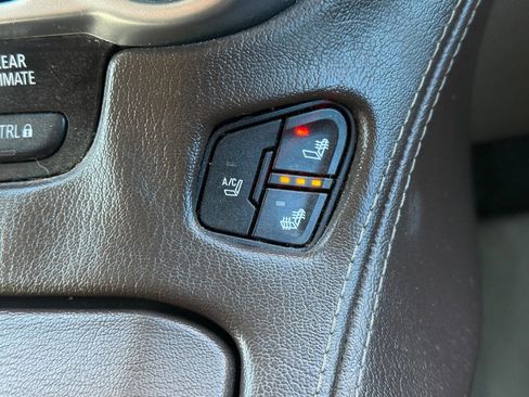 Used 2015 Chevrolet Tahoe LTZ image 15