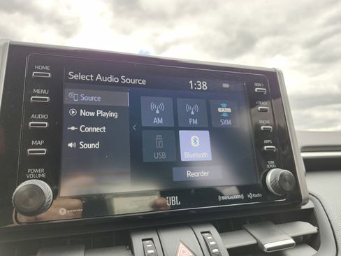 Used 2020 Toyota RAV4 XSE AWD/4WD image 6