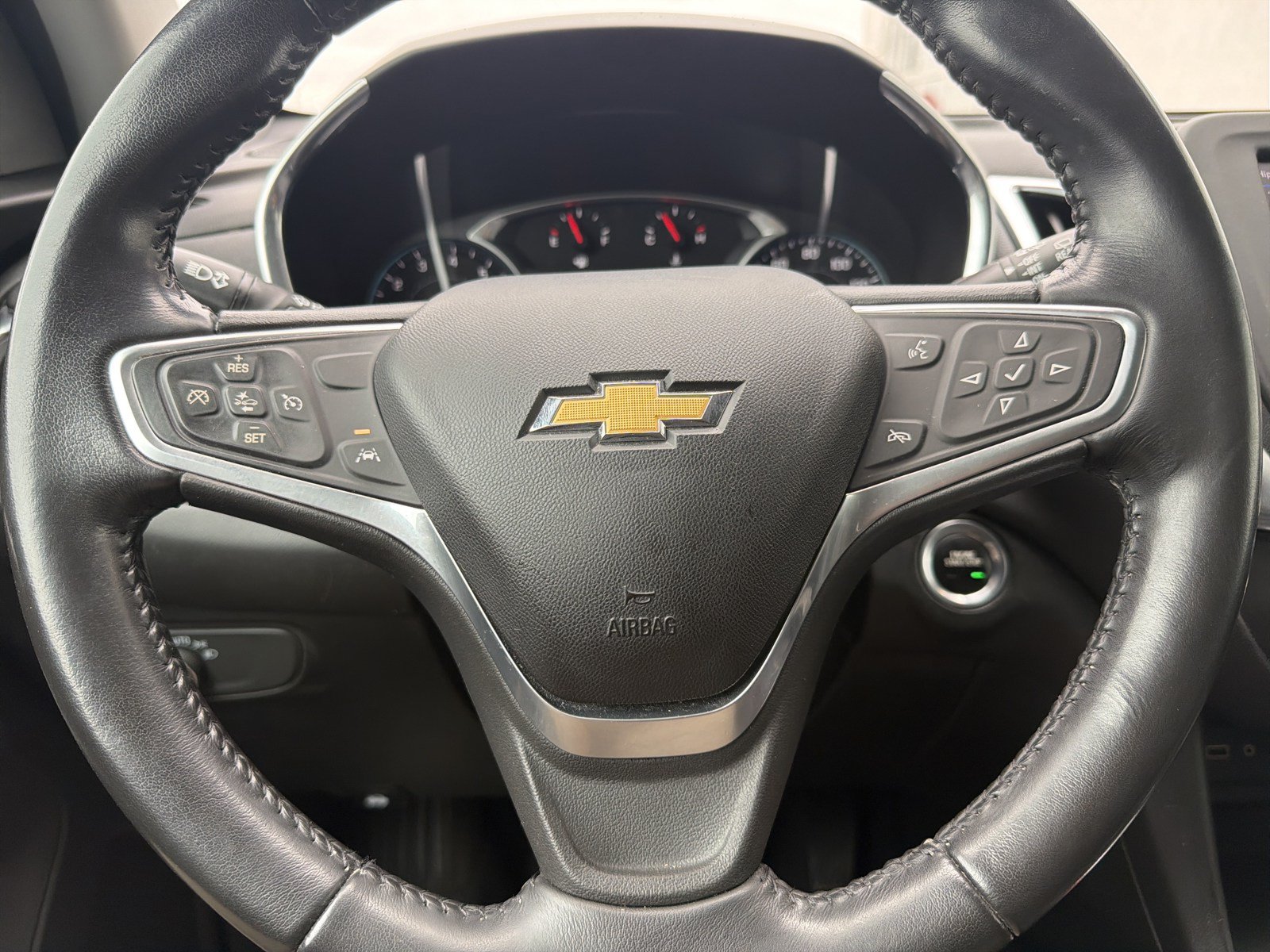 Used 2022 Chevrolet Equinox LT FWD image 22