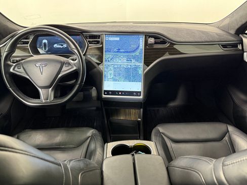 Used 2016 Tesla Model S 70D image 18