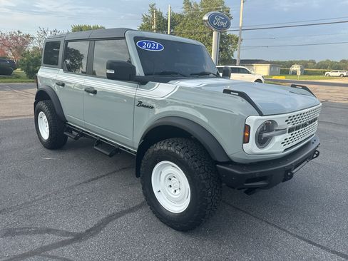 Used 2021 Ford Bronco Badlands AWD/4WD image 5