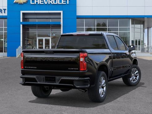New 2026 Chevrolet Silverado 1500 Custom RWD image 4