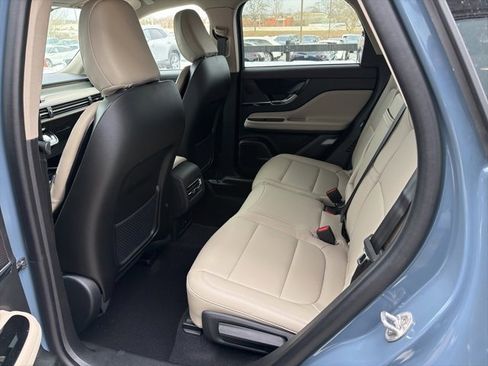 New 2026 Lincoln Corsair Premiere image 7