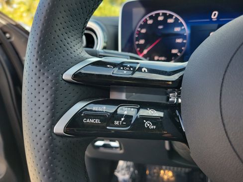 Certified 2025 Mercedes-Benz C 300 Sedan image 30