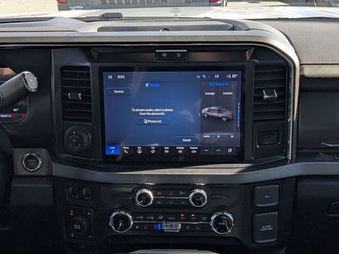 Used 2026 Ford F250 Platinum AWD/4WD image 17
