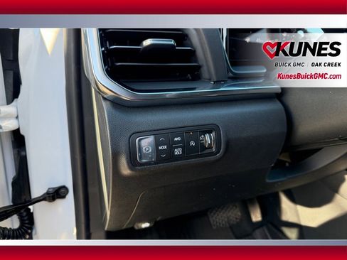 New 2026 GMC Terrain Elevation w/ Elevation Premium Package image 12