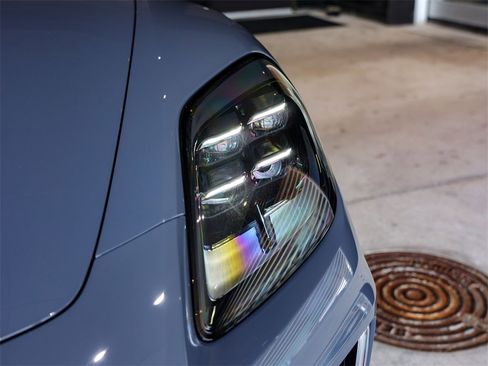 New 2025 Porsche Panamera 4 image 11