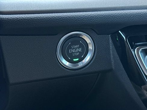 New 2026 Chevrolet Traverse LT FWD image 24