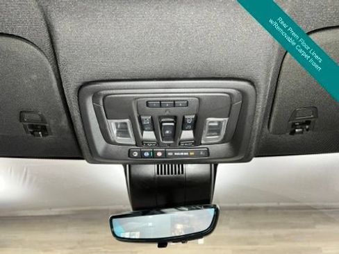 Used 2024 GMC Sierra 1500 AT4 w/ Technology Package AWD/4WD image 28
