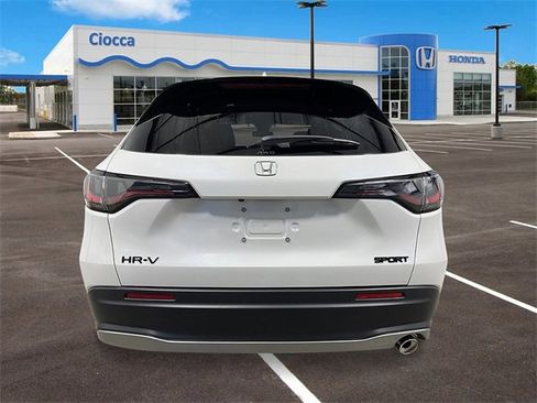 New 2026 Honda HR-V Sport image 4