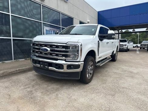 Used 2025 Ford F350 Lariat w/ Chrome Package AWD/4WD image 4