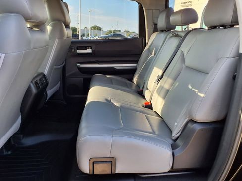 Used 2014 Toyota Tundra SR5 w/ SR5 Upgrade Package RWD image 16