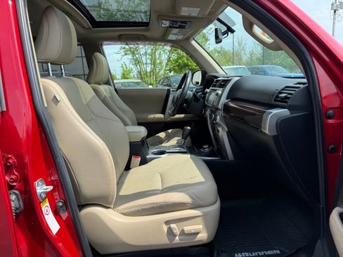 Used 2018 Toyota 4Runner Limited image 11