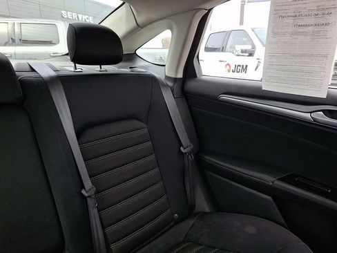 Used 2013 Ford Fusion SE FWD image 20