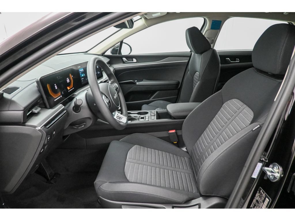 New 2026 Kia K5 LXS FWD image 17