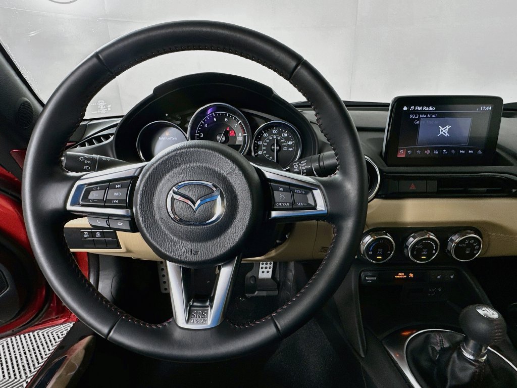 Used 2019 MAZDA MX-5 Miata RF Grand Touring w/ Appearance Package RWD image 11