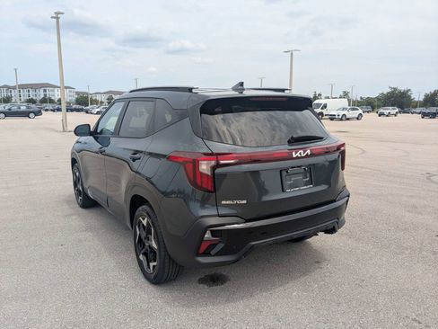 Certified 2025 Kia Seltos S AWD/4WD image 7