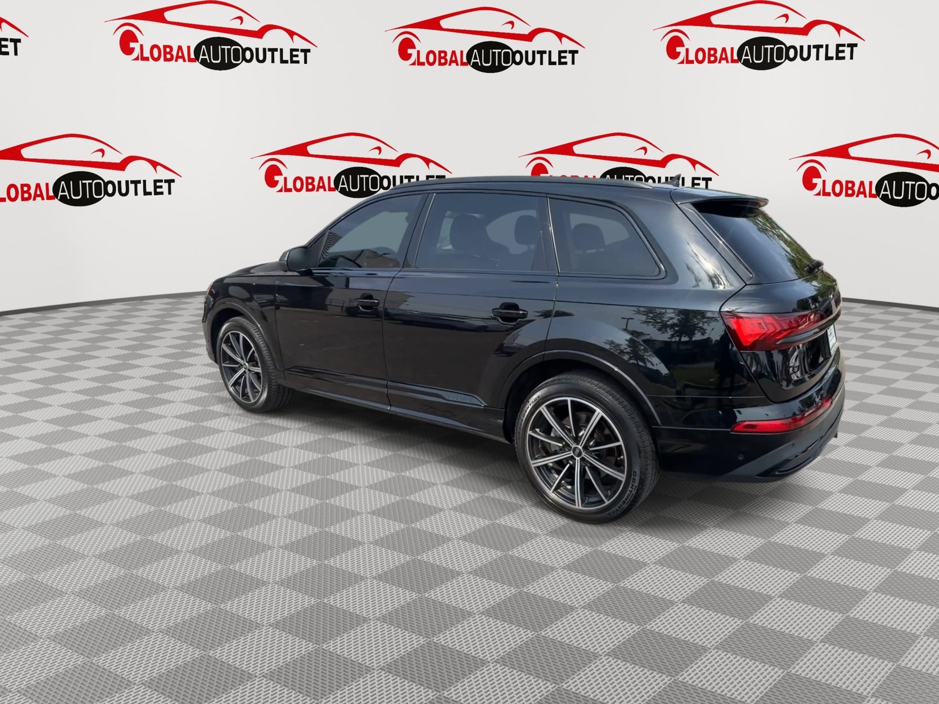 Used 2023 Audi Q7 3.0T Premium Plus AWD/4WD image 6