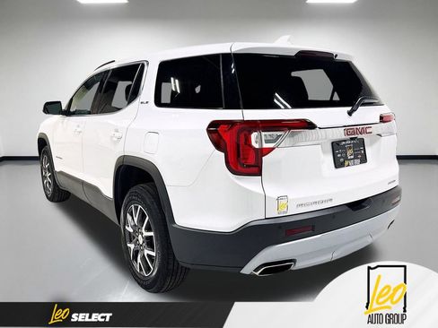 Used 2023 GMC Acadia SLE AWD/4WD image 9