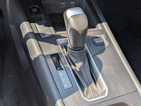 New 2026 Nissan Kicks SV image 28