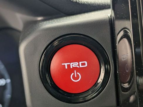 Used 2024 Toyota Tacoma TRD Sport w/ TRD Sport Upgrade Package image 23