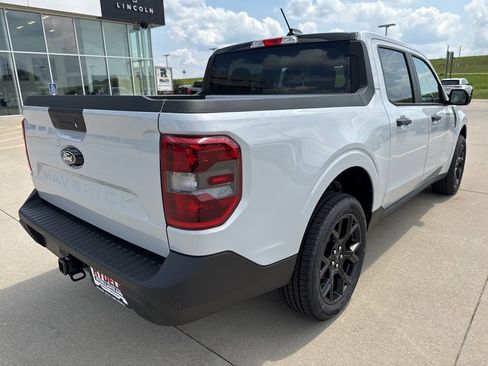 New 2025 Ford Maverick XLT w/ XLT Luxury Package image 8