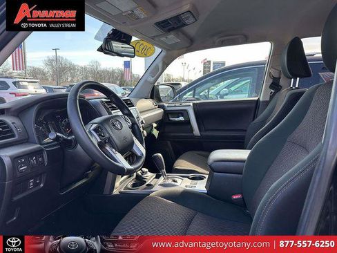 Certified 2022 Toyota 4Runner Trail Special Edition AWD/4WD image 18