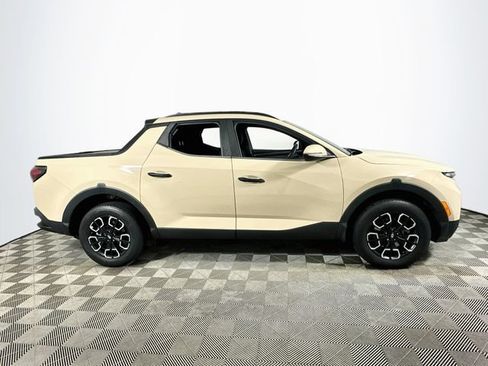Used 2022 Hyundai Santa Cruz SEL w/ Activity Package FWD image 2