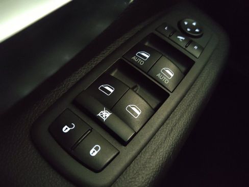 Used 2022 RAM 1500 Big Horn AWD/4WD image 27
