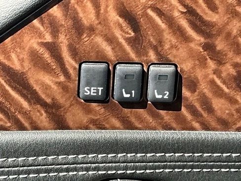 Used 2019 Nissan Armada Platinum w/ Captain's Chairs Package AWD/4WD image 14