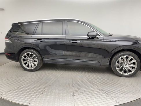 Used 2023 Lincoln Aviator Grand Touring w/ Equipment Group 301A image 9